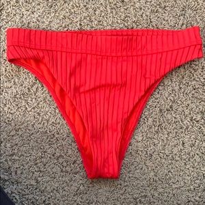 BILLABONG mid waisted bikini bottoms